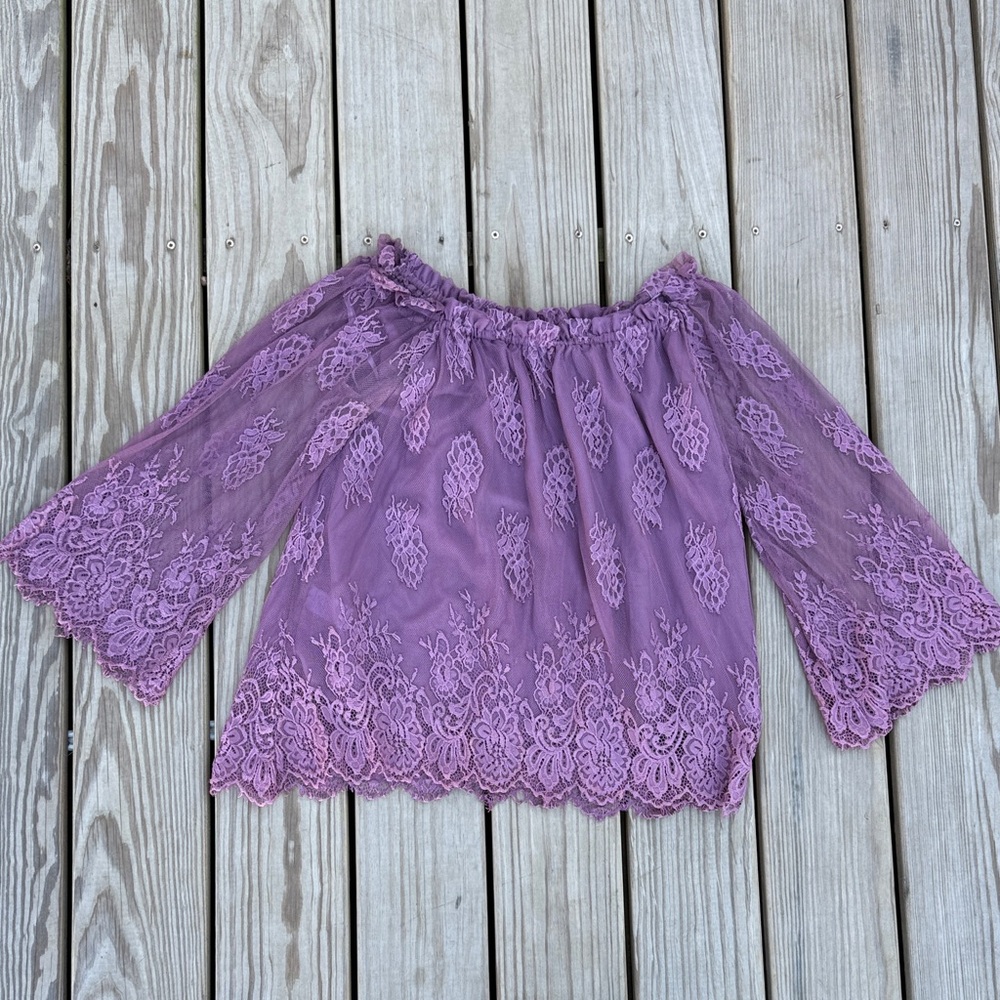 Women’s size Medium She & Sky Elegant Lace Off-Shoulder Top